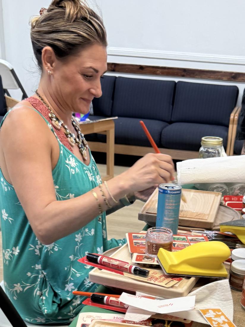 Crafters using Scorch Marker products at the Wildflower Conference