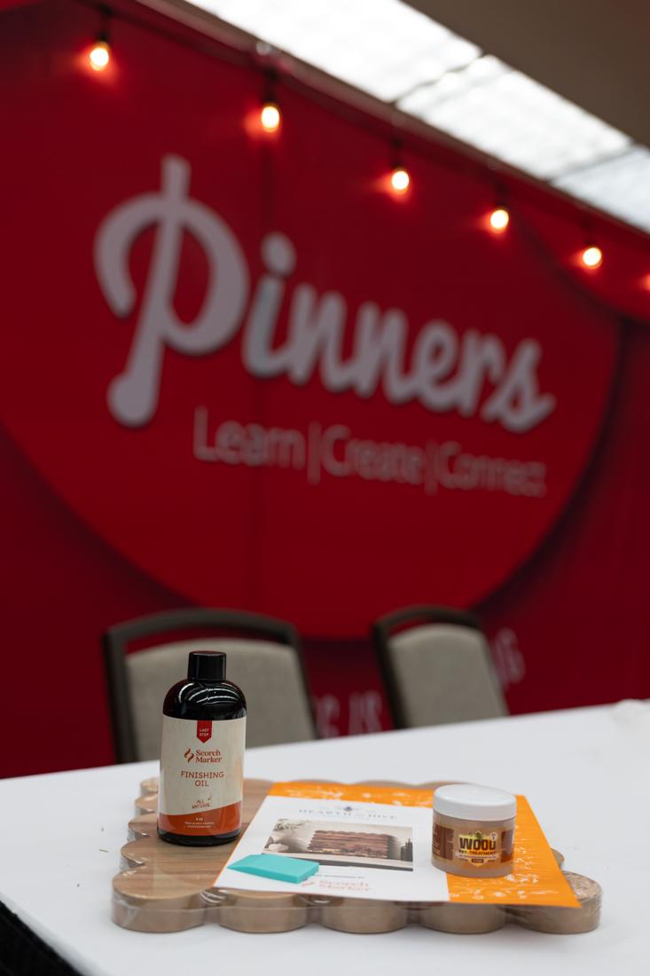 Crafters using Scorch Marker products at the Pinners Conference